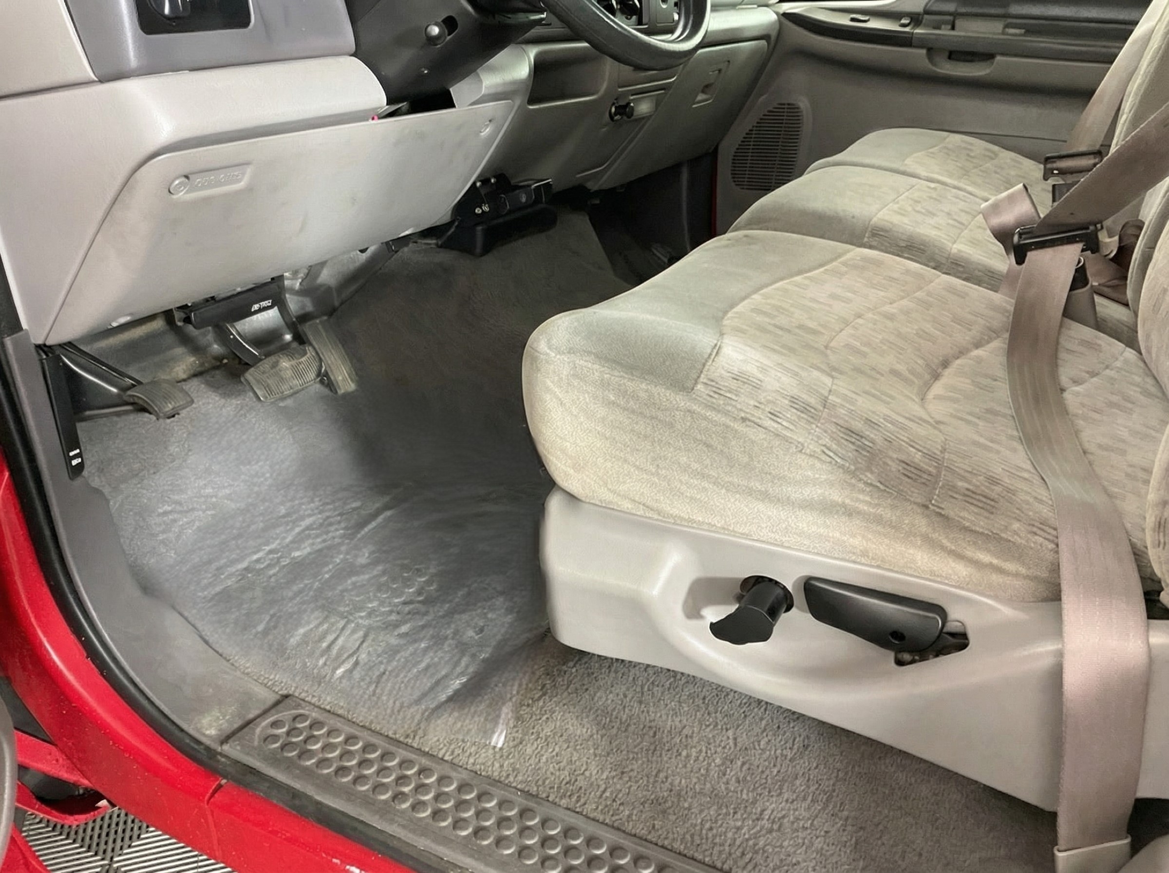 1999 Ford F-250SD — photo 7