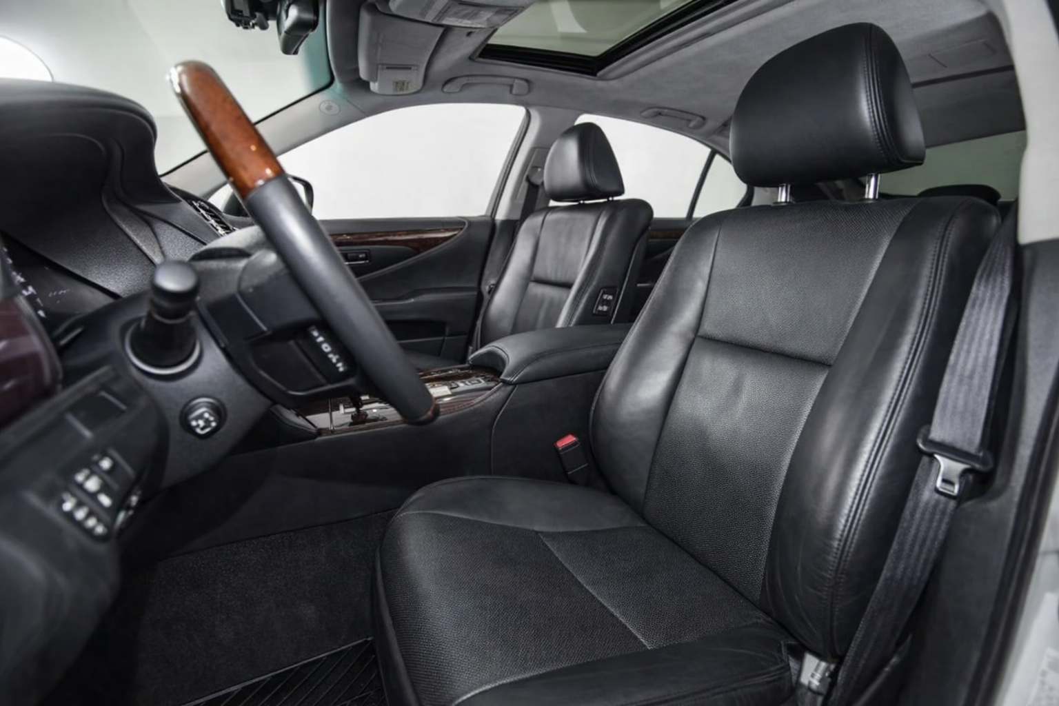 2007 Lexus LS — photo 5