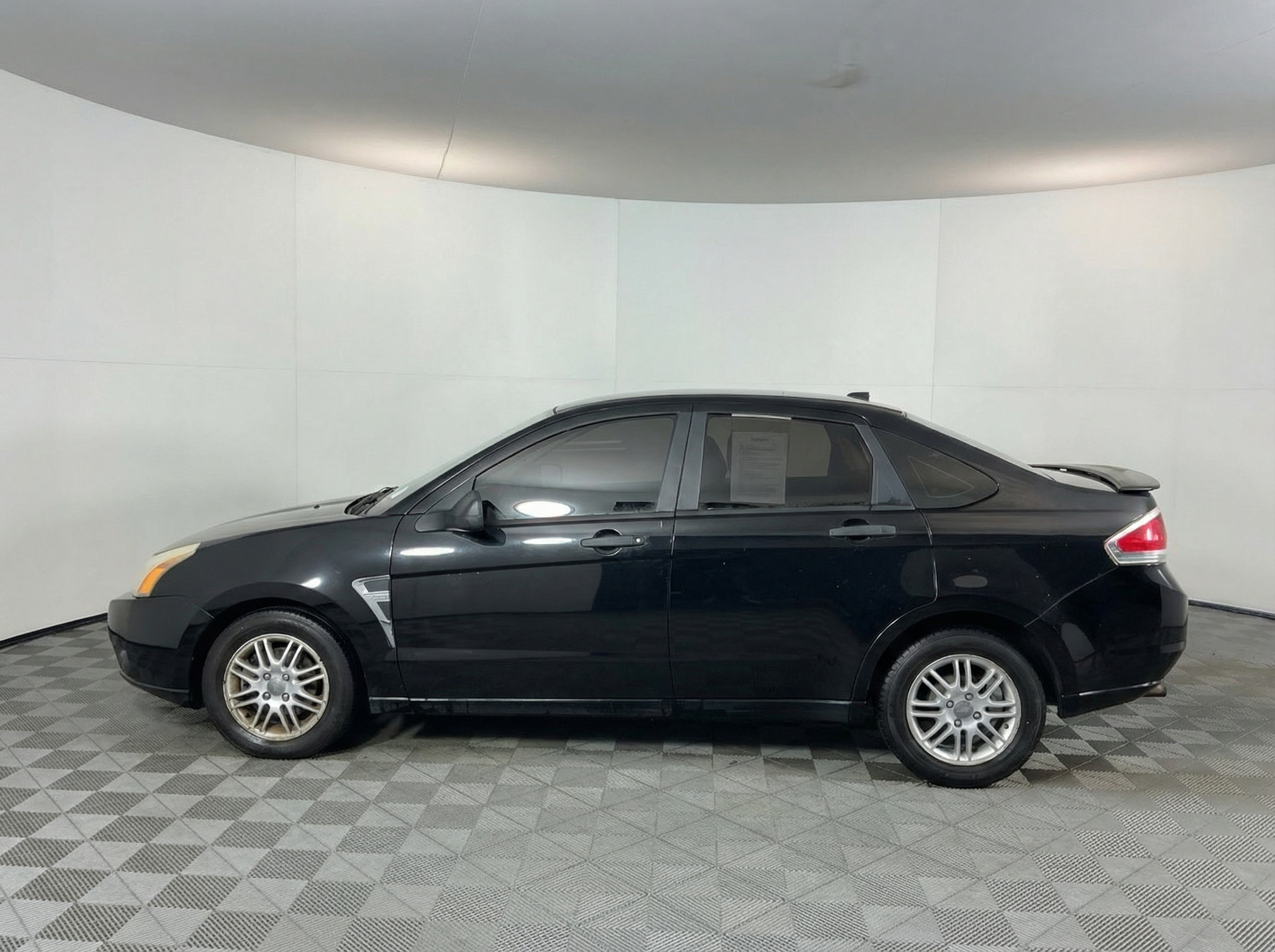 2008 Ford Focus — photo 3