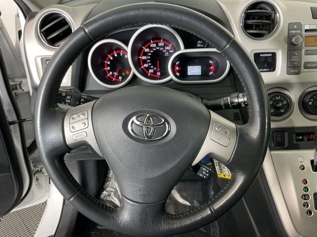 2010 Toyota Matrix — photo 6