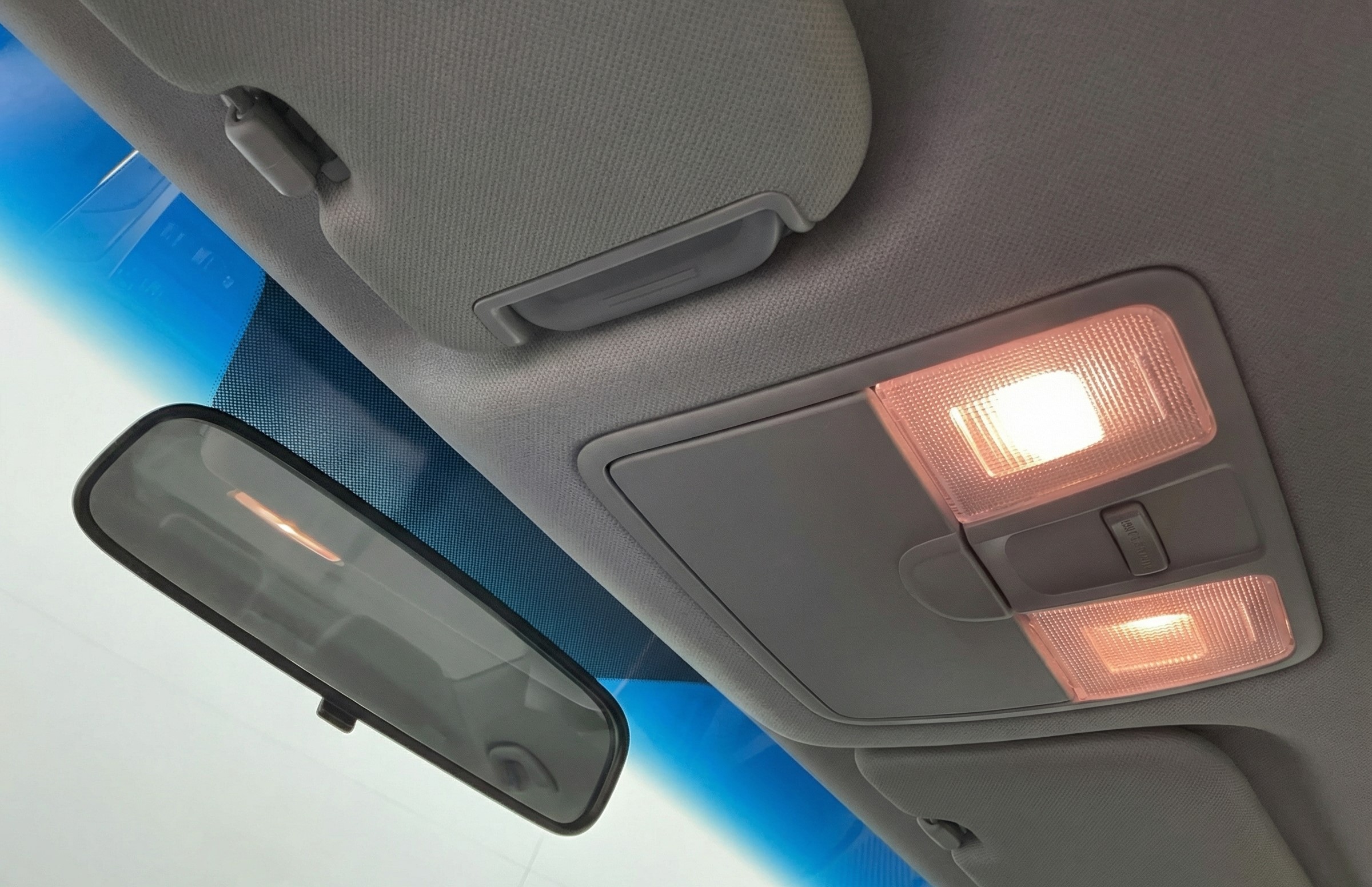 2011 Hyundai Elantra — photo 10