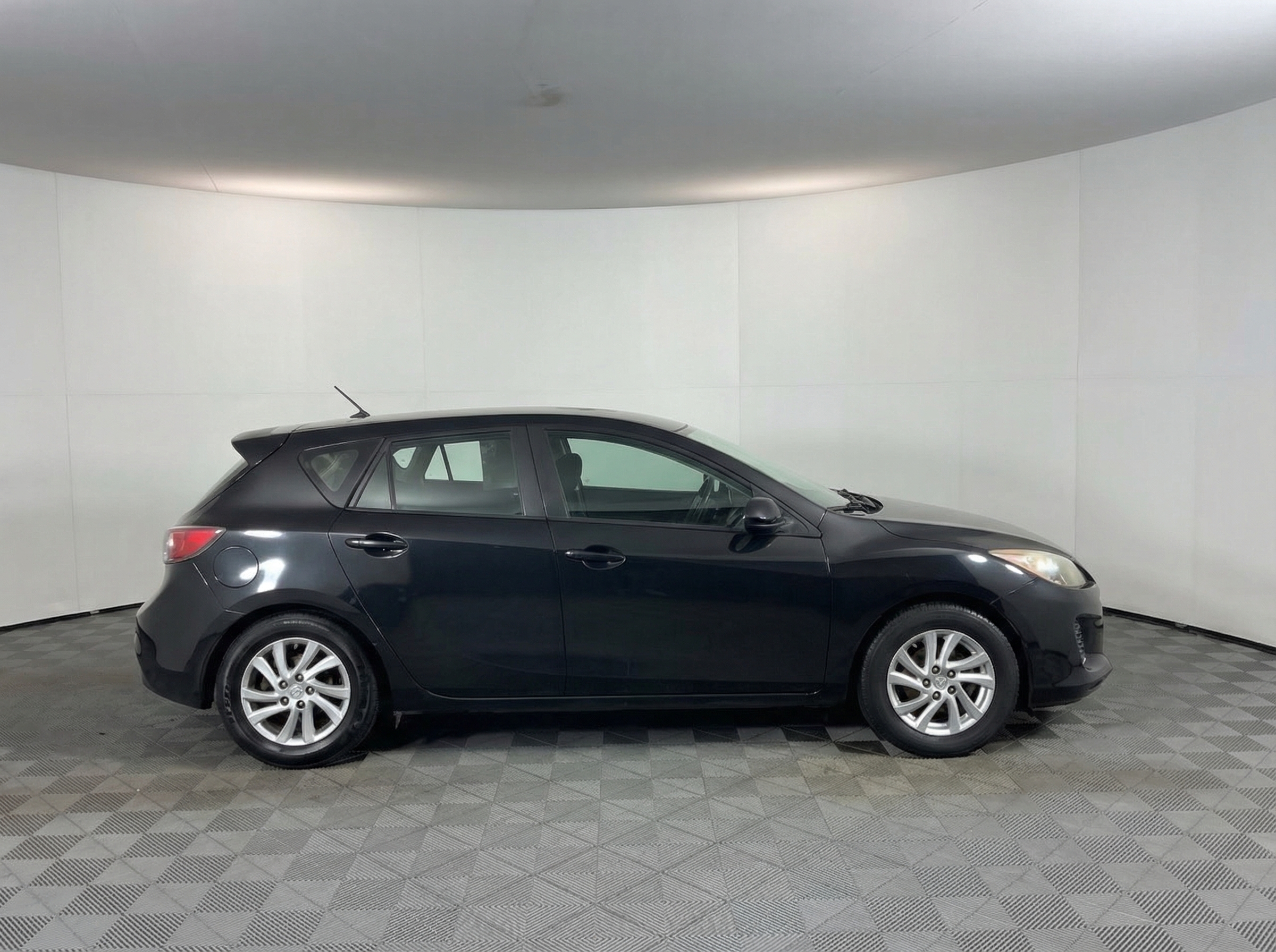 2012 Mazda 3 — photo 3
