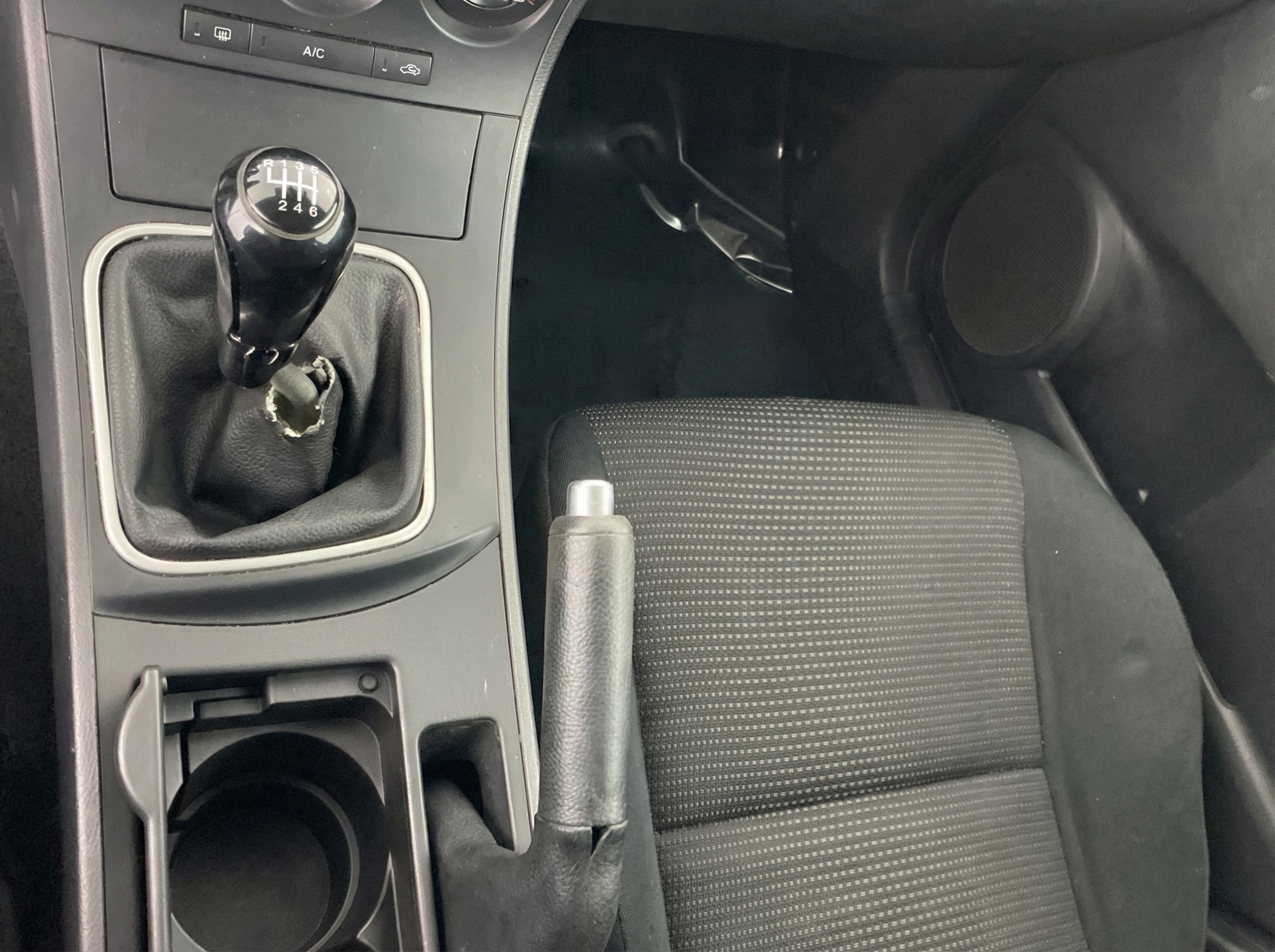 2012 Mazda 3 — photo 10