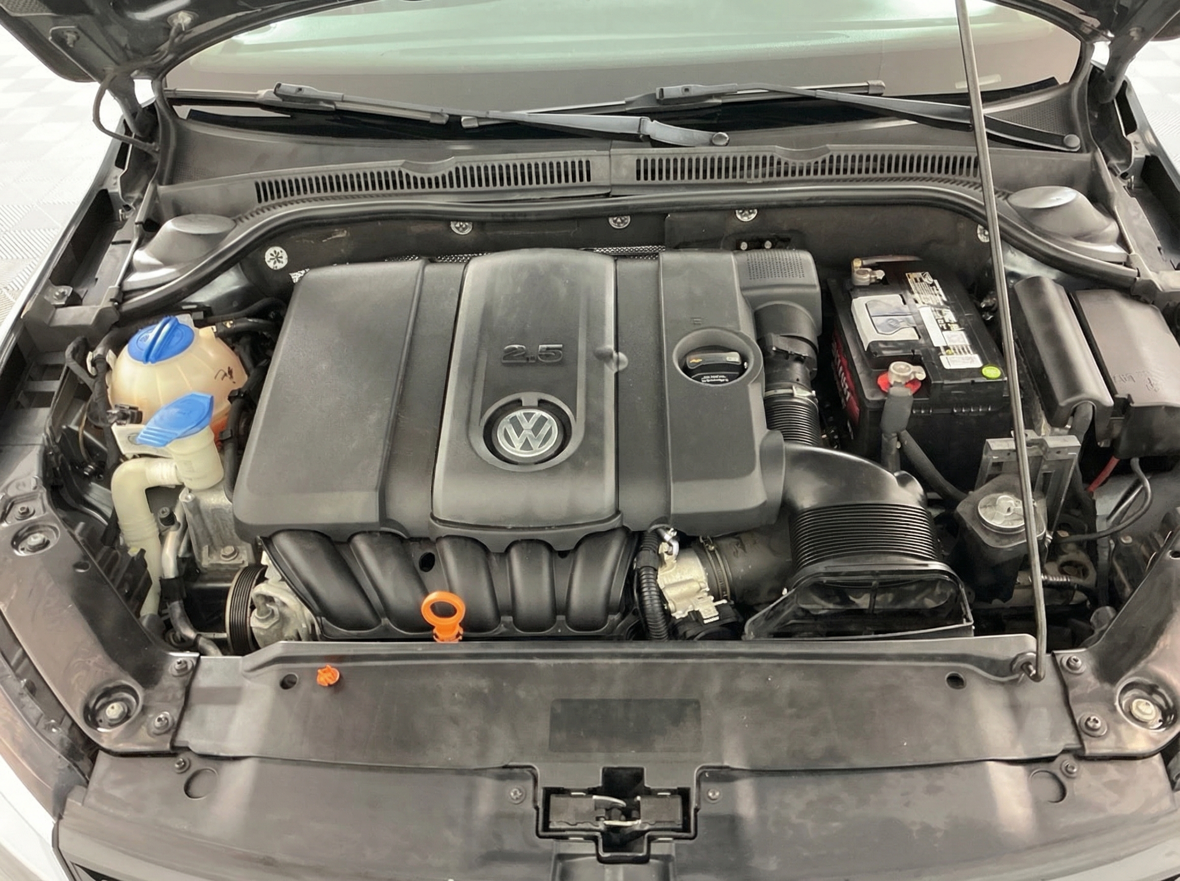2012 Volkswagen Jetta — photo 14