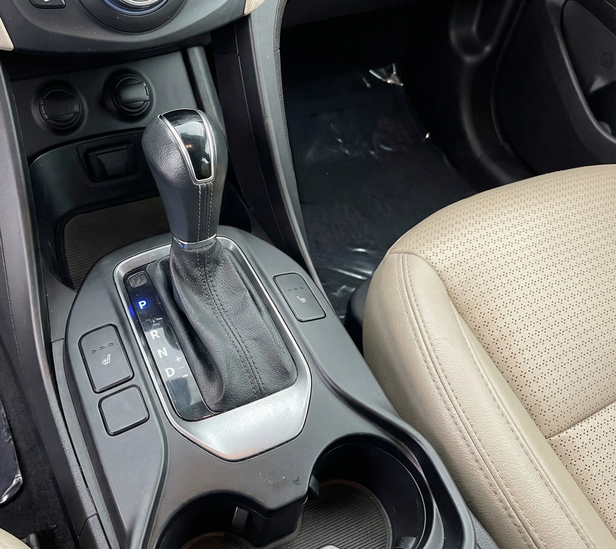 2013 Hyundai Santa Fe — photo 9