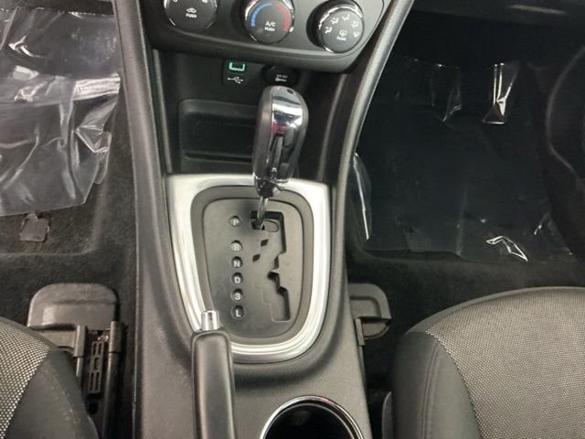 2014 Dodge Avenger — photo 9