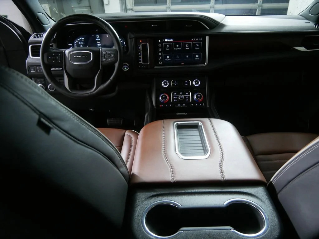 2024 GMC Yukon — photo 20