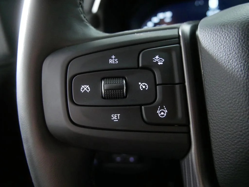 2024 GMC Yukon — photo 21