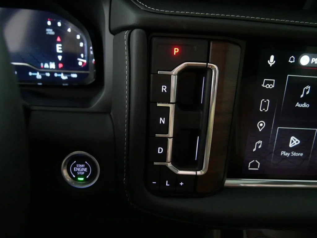 2024 GMC Yukon — photo 24