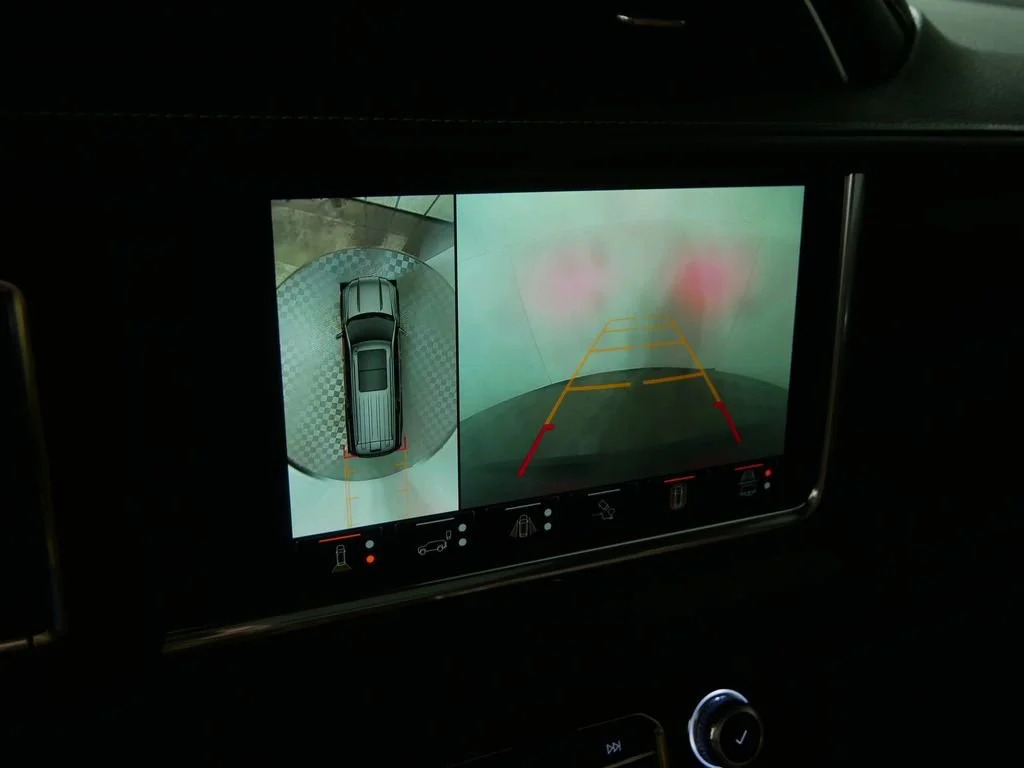 2024 GMC Yukon — photo 29