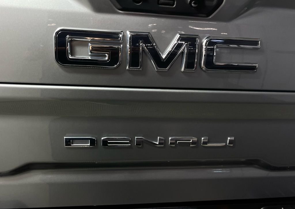 2024 GMC Sierra 2500HD — photo 8
