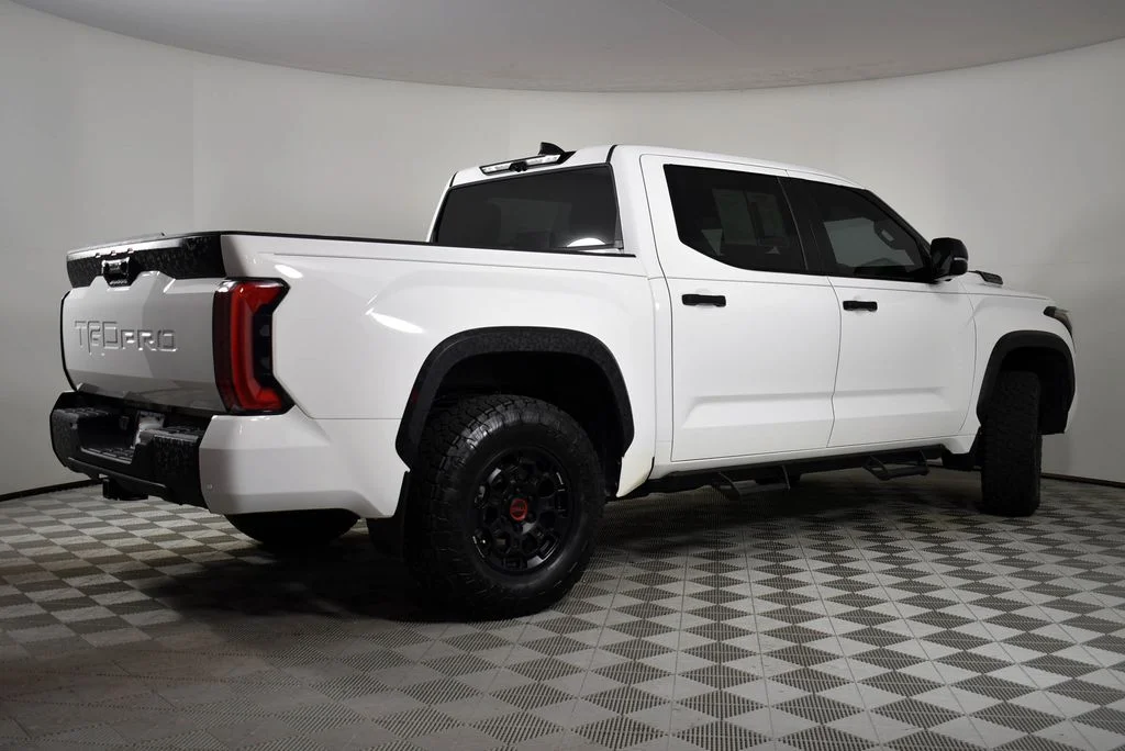 2024 Toyota Tundra — photo 3