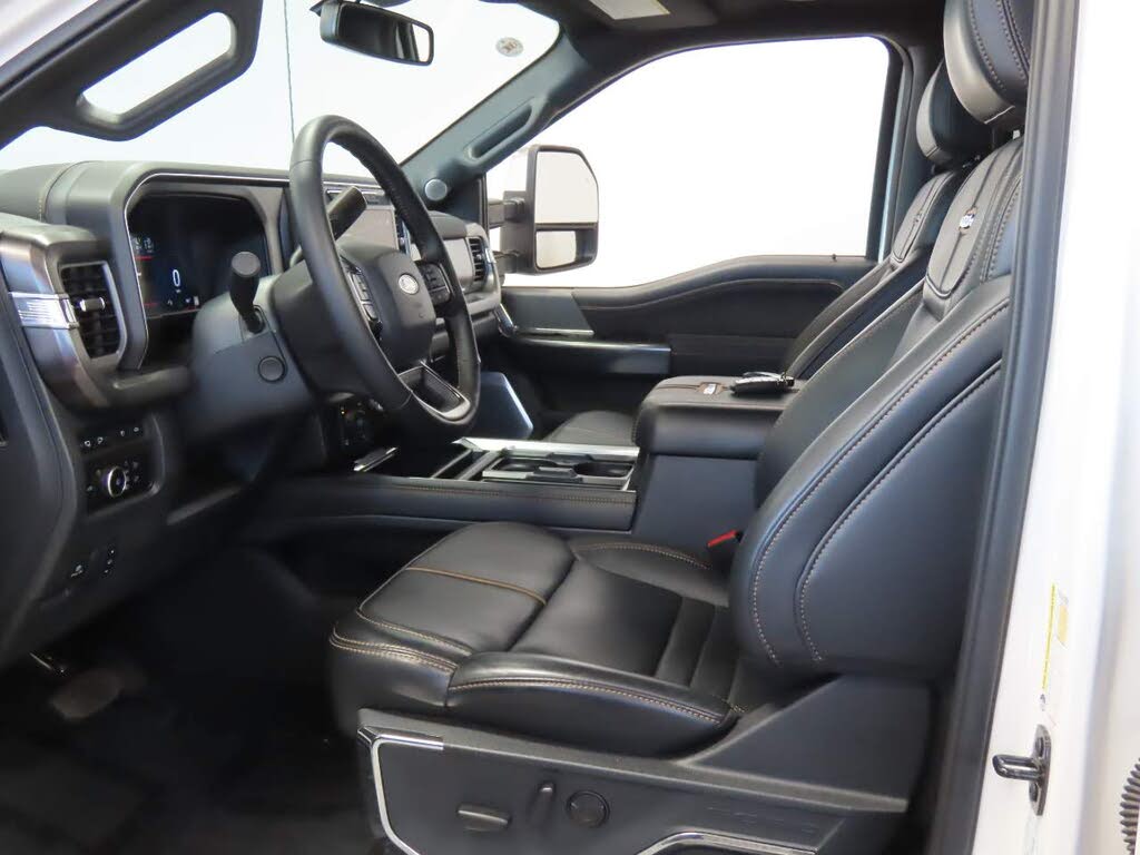 2024 Ford F-350 — photo 12